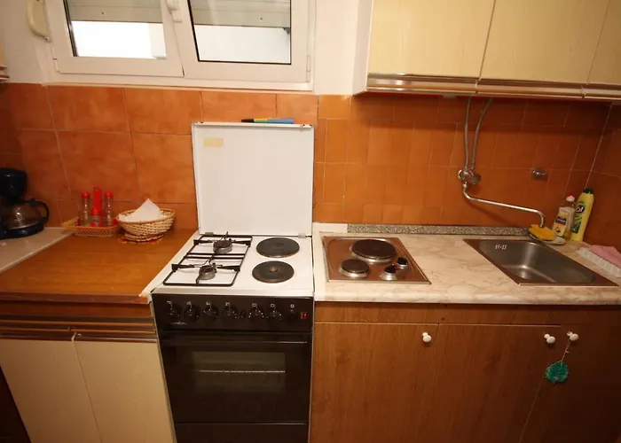 Apartment By The Sea Razanj, - 7517 Rogoznica (Sibenik-Knin)