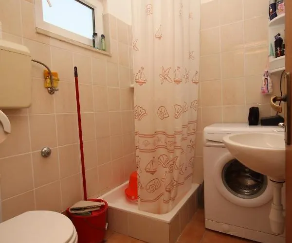 By The Sea Razanj, - 7517 アパート